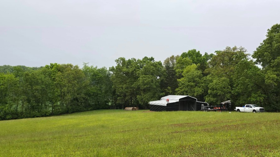 Metal Barn image 3